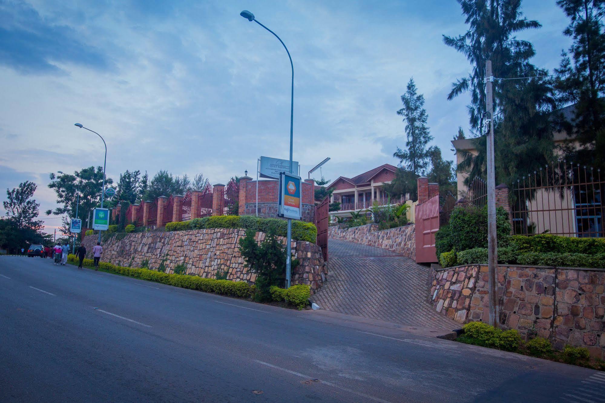 Quiet Haven Hotel Kigali Exterior foto